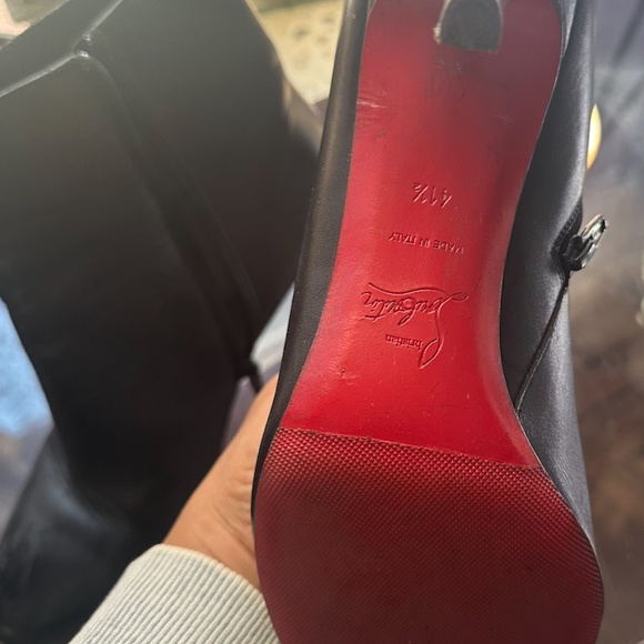 Christian Louboutin Black Leather Ankle Boots Red Sole Size 41.5 - Picture 4 of 5